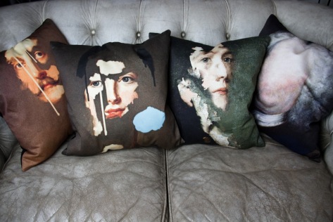 Lady Peacock cushions. (www.mineheart.com)