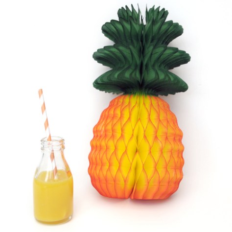 Papercraft pineapple from peachblossom.co.uk.