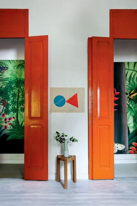 Bold and bright doorways. (pinterest)