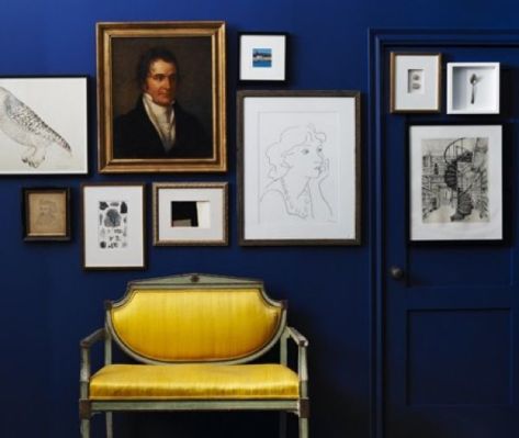 Door as gallery wall. (pinterest)