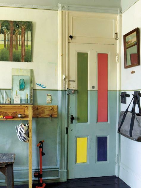 Multicoloured door. (pinterest)