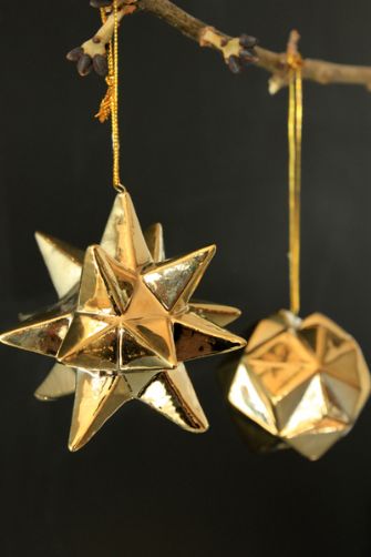 set-of-2-gold-porcelain-star-ball-baubles-dia.-5.5cm-31459-p[ekm]335x502[ekm]